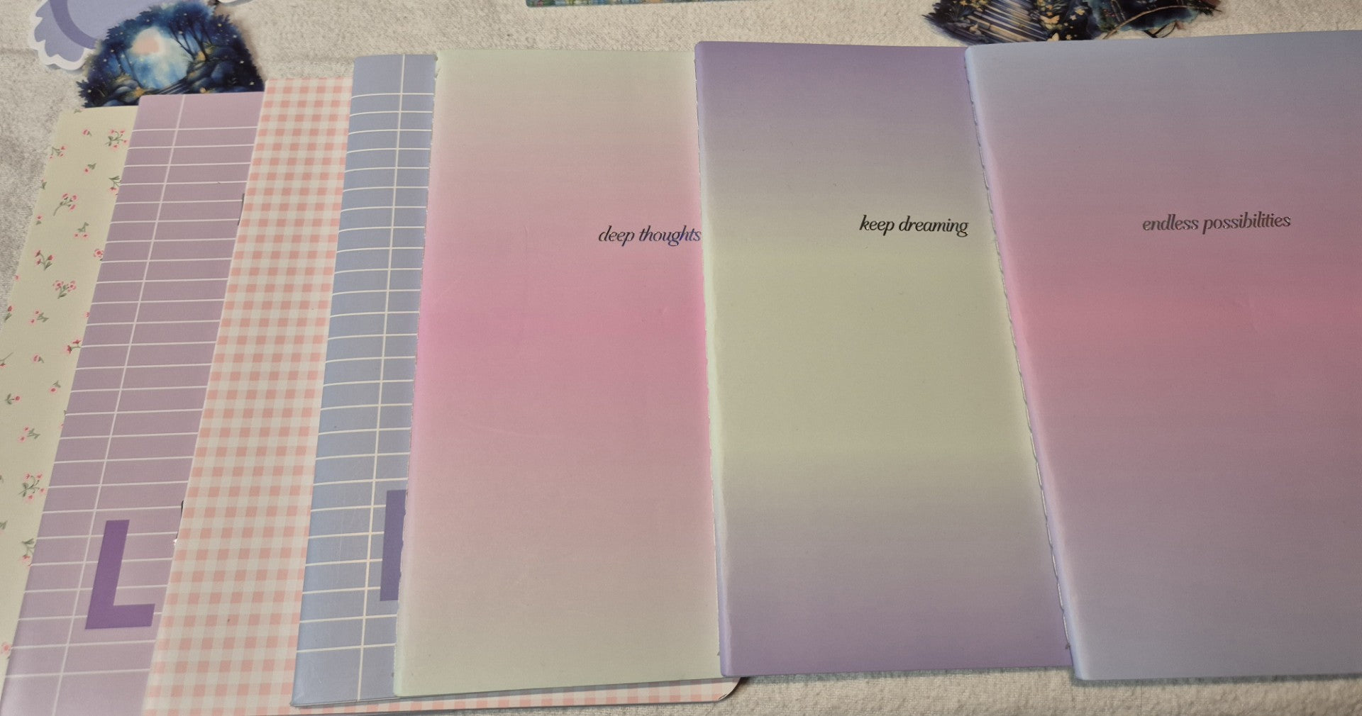 Sparkle & Study Set - overzicht van alle items in blauw/paars thema