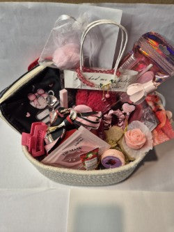 🌸✨ Mystery Bloom Box ✨🌸